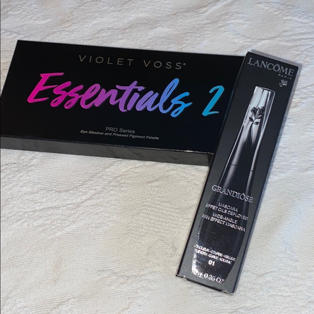 BNIB Violet Voss Essentials 2 Palette